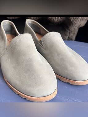 L.L. Bean Suede Slip On Shoes Gray Women’s Size 9.5 Comfort Casual Loafers